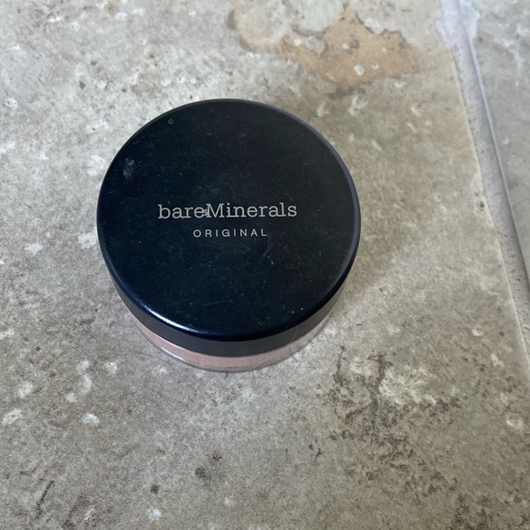 Bare Minerals ORIGINAL Loose Powder Foundation - Picture 2 of 4